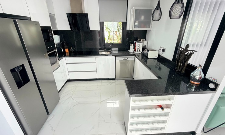Revente - 4. House - Detached Villa - Los Montesinos - La herrada