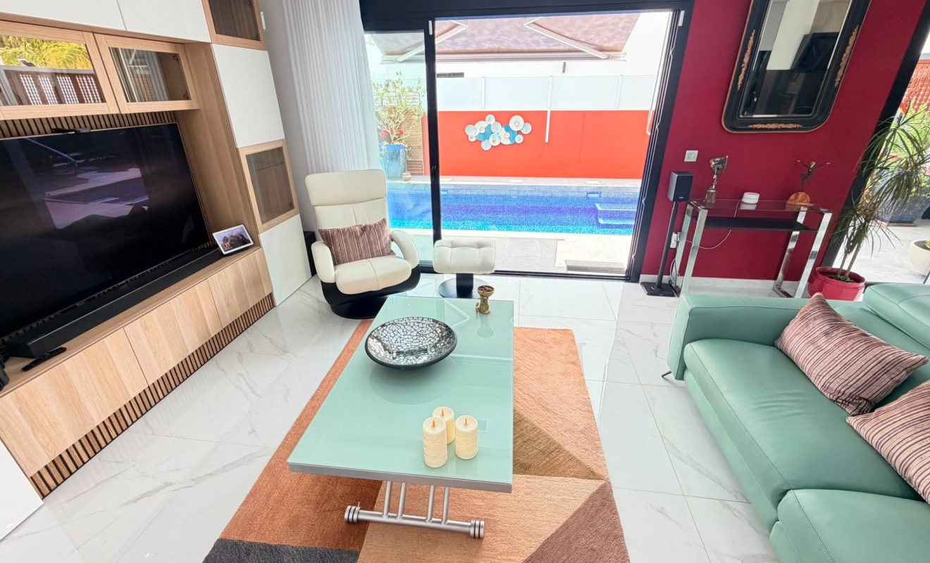 Revente - 4. House - Detached Villa - Los Montesinos - La herrada