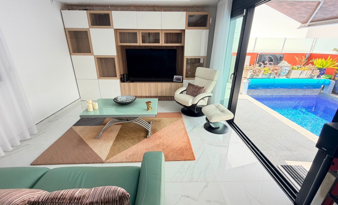 Revente - 4. House - Detached Villa - Los Montesinos - La herrada