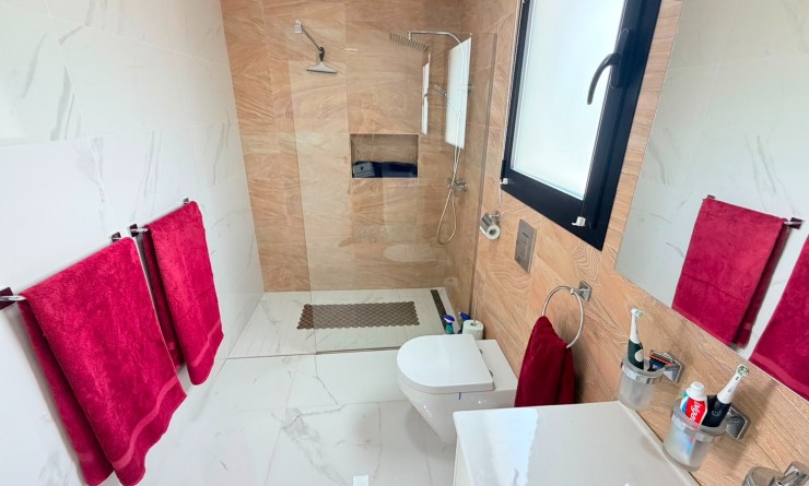 Revente - 4. House - Detached Villa - Los Montesinos - La herrada