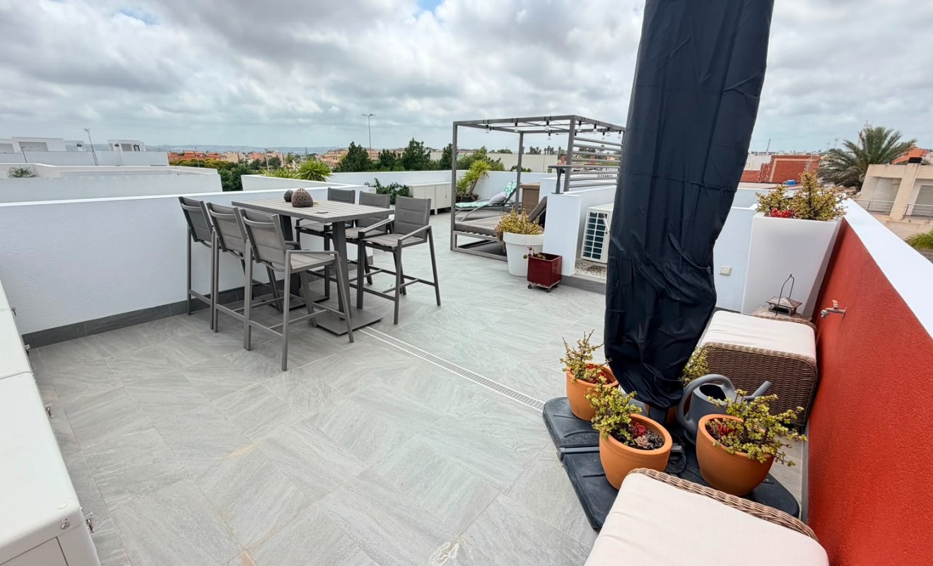 Revente - 4. House - Detached Villa - Los Montesinos - La herrada