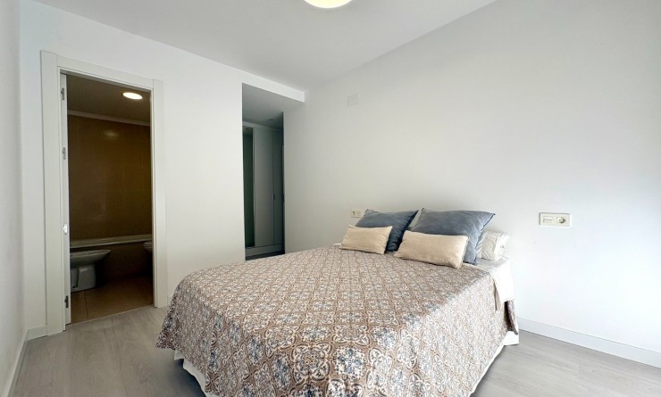 Wederverkoop - Apartment / flat - Denia - Center