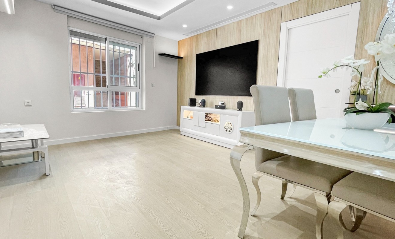 Wederverkoop - Appartement - Torrevieja - Parque las naciones