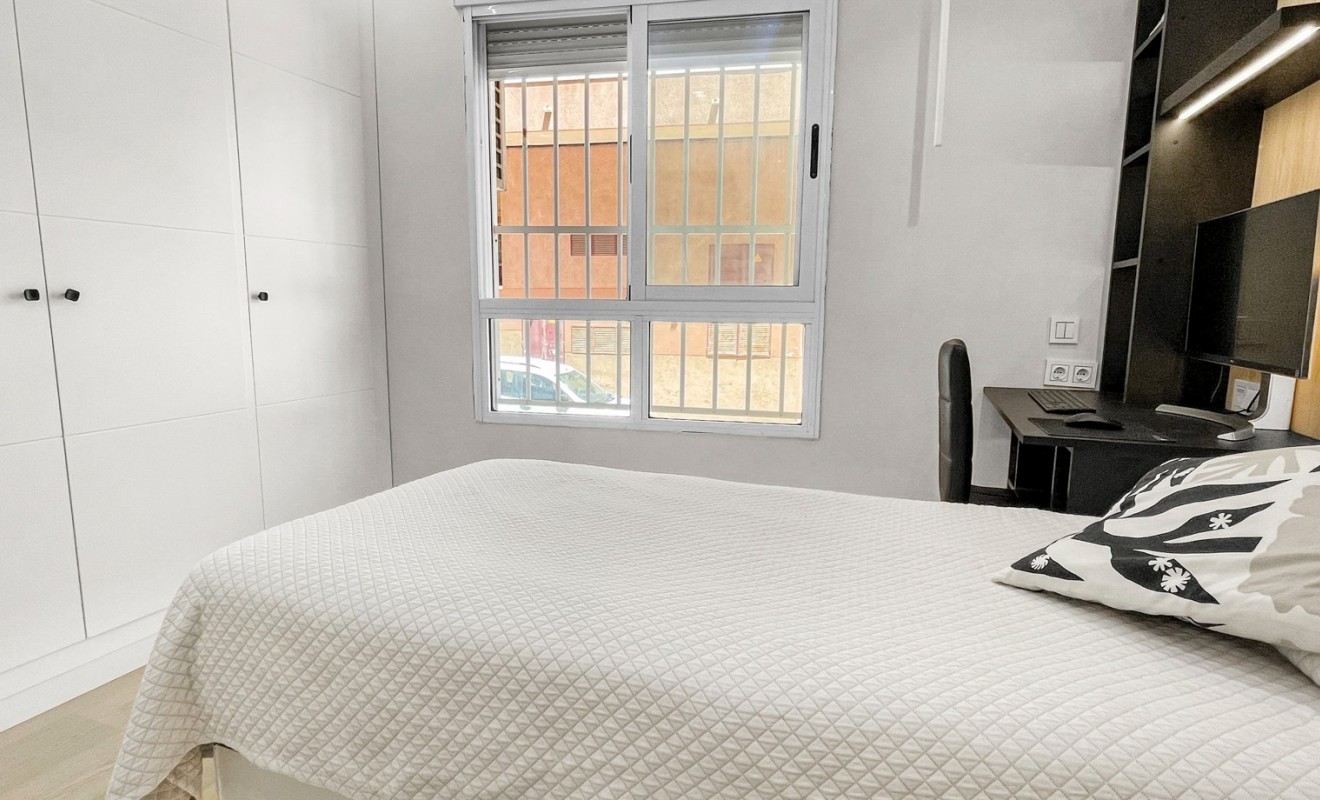 Wederverkoop - Appartement - Torrevieja - Parque las naciones