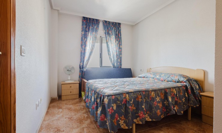 Wederverkoop - Apartamento - Torrevieja - Playa del Acequión