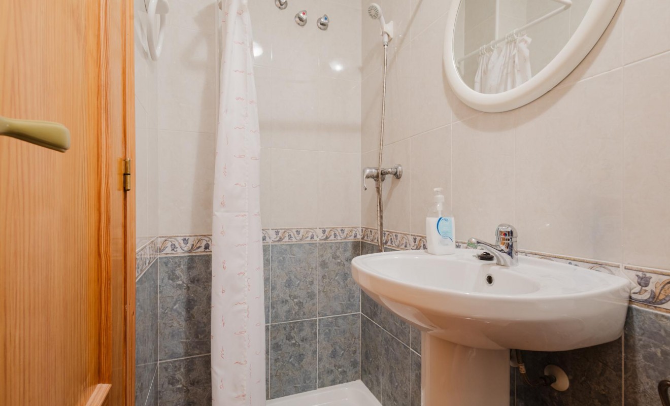 Wederverkoop - Apartamento - Torrevieja - Playa del Acequión