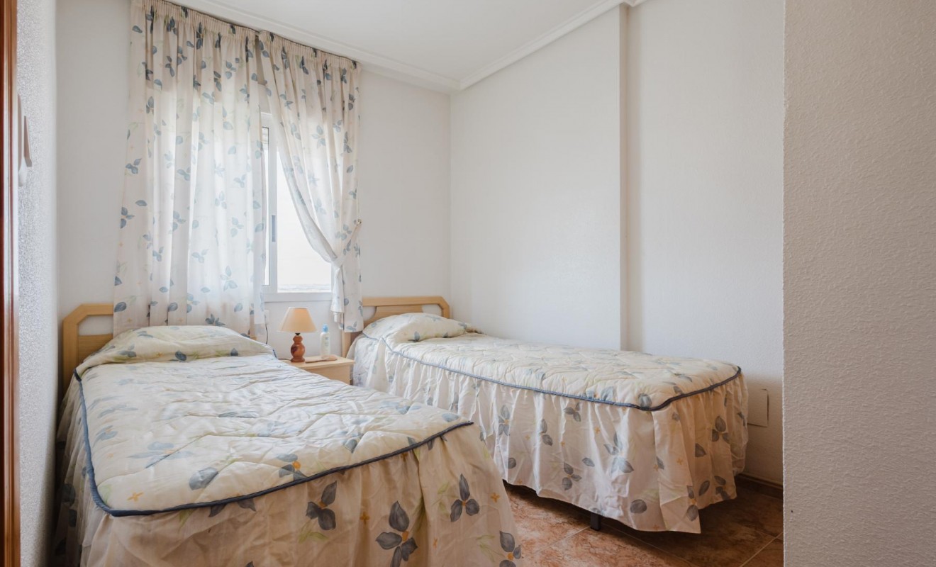 Wederverkoop - Apartamento - Torrevieja - Playa del Acequión