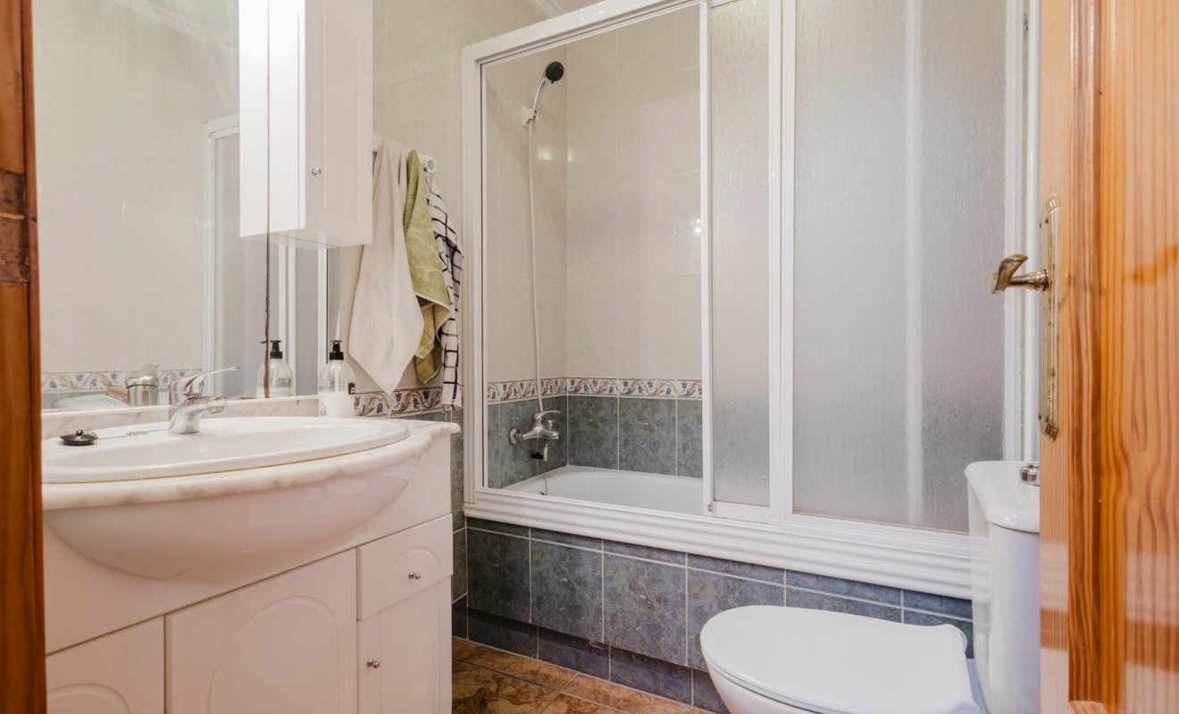 Wederverkoop - Apartamento - Torrevieja - Playa del Acequión