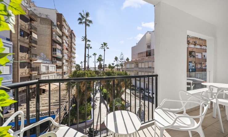 Wederverkoop - Apartamento - Torrevieja - Puerto