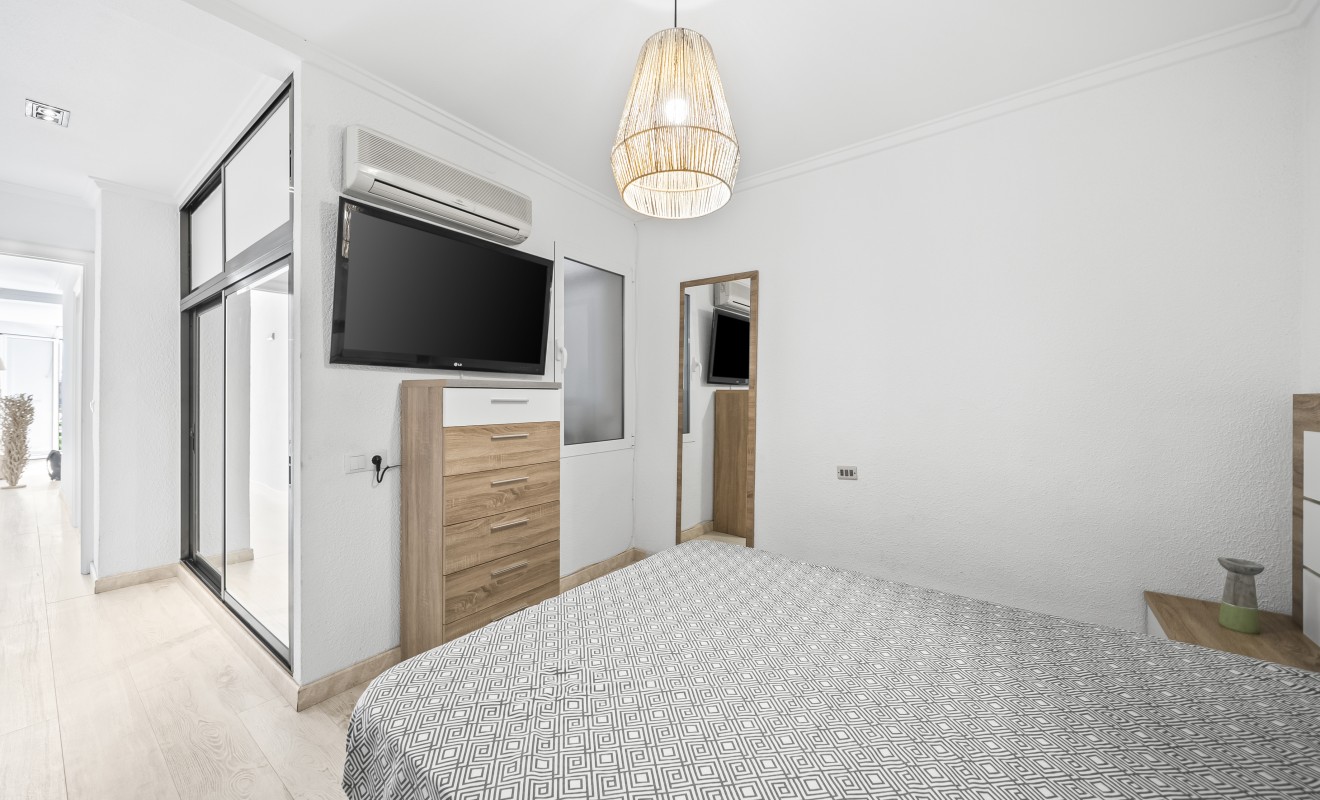 Wederverkoop - Apartamento - Torrevieja - Puerto