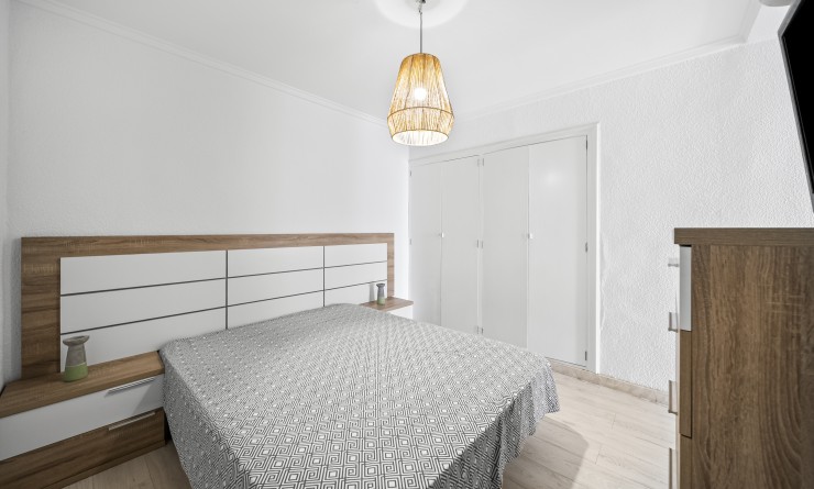 Wederverkoop - Apartamento - Torrevieja - Puerto
