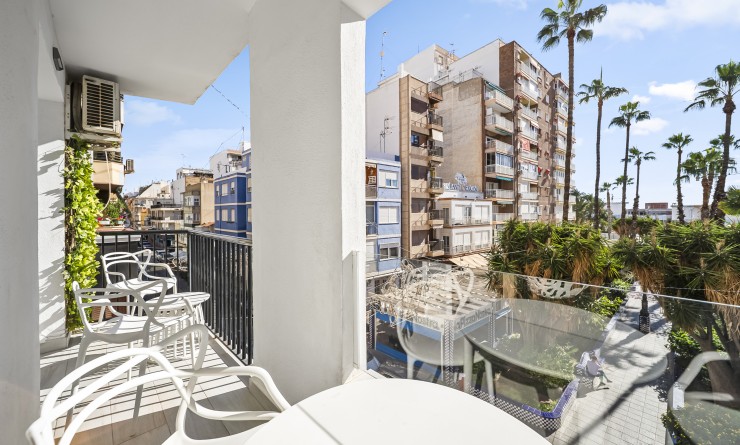Wederverkoop - Apartamento - Torrevieja - Puerto