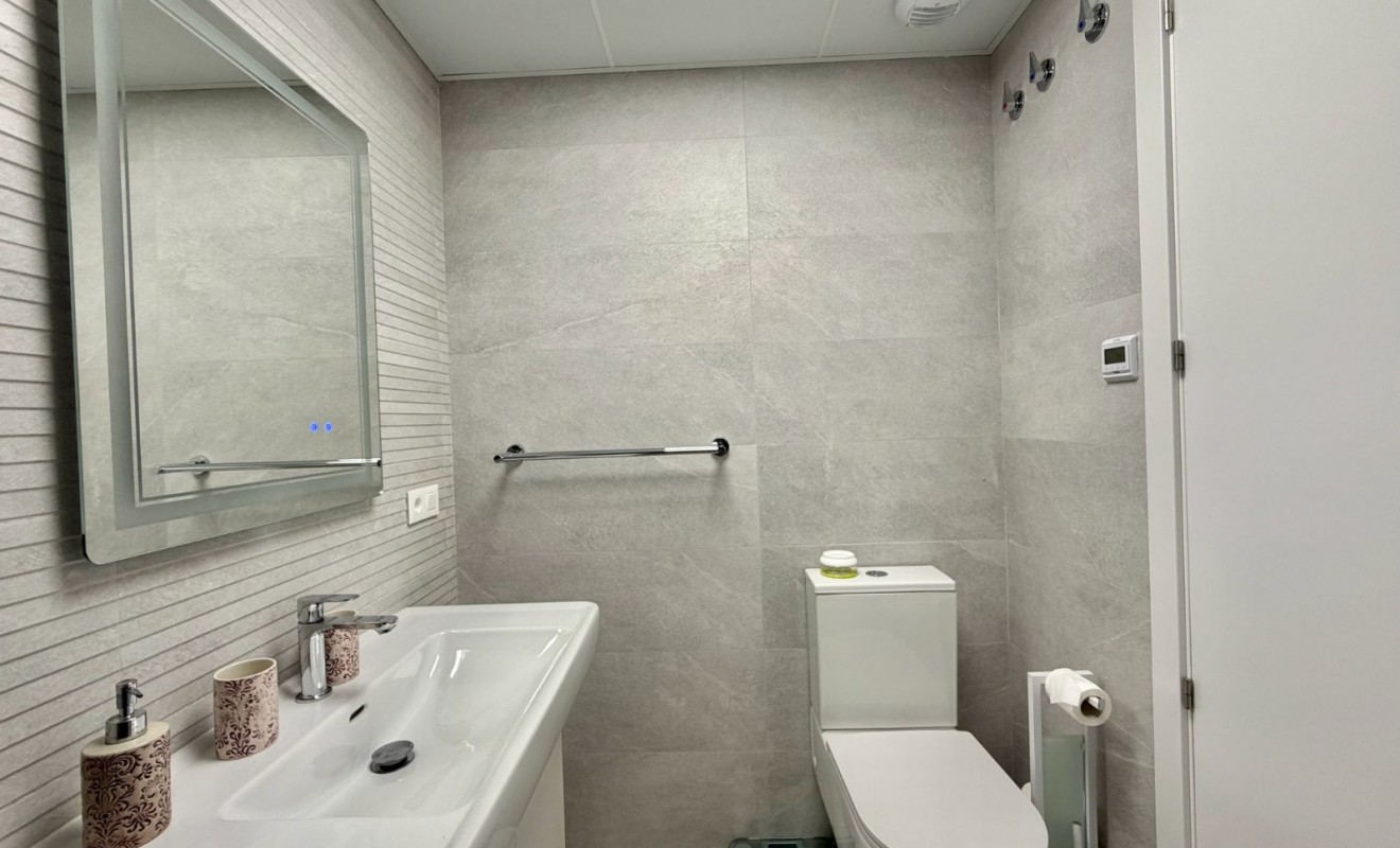 Wederverkoop - Apartment / flat - Denia - Center