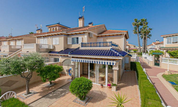 Wederverkoop - Quad House - Playa Flamenca - Zenia Mar