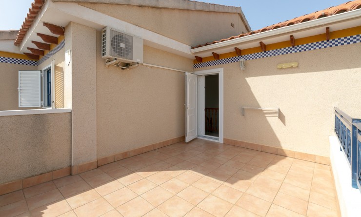 Wederverkoop - Quad House - Playa Flamenca - Zenia Mar