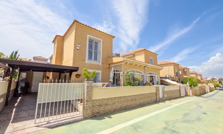 Revente - Quad House - Los Balcones
