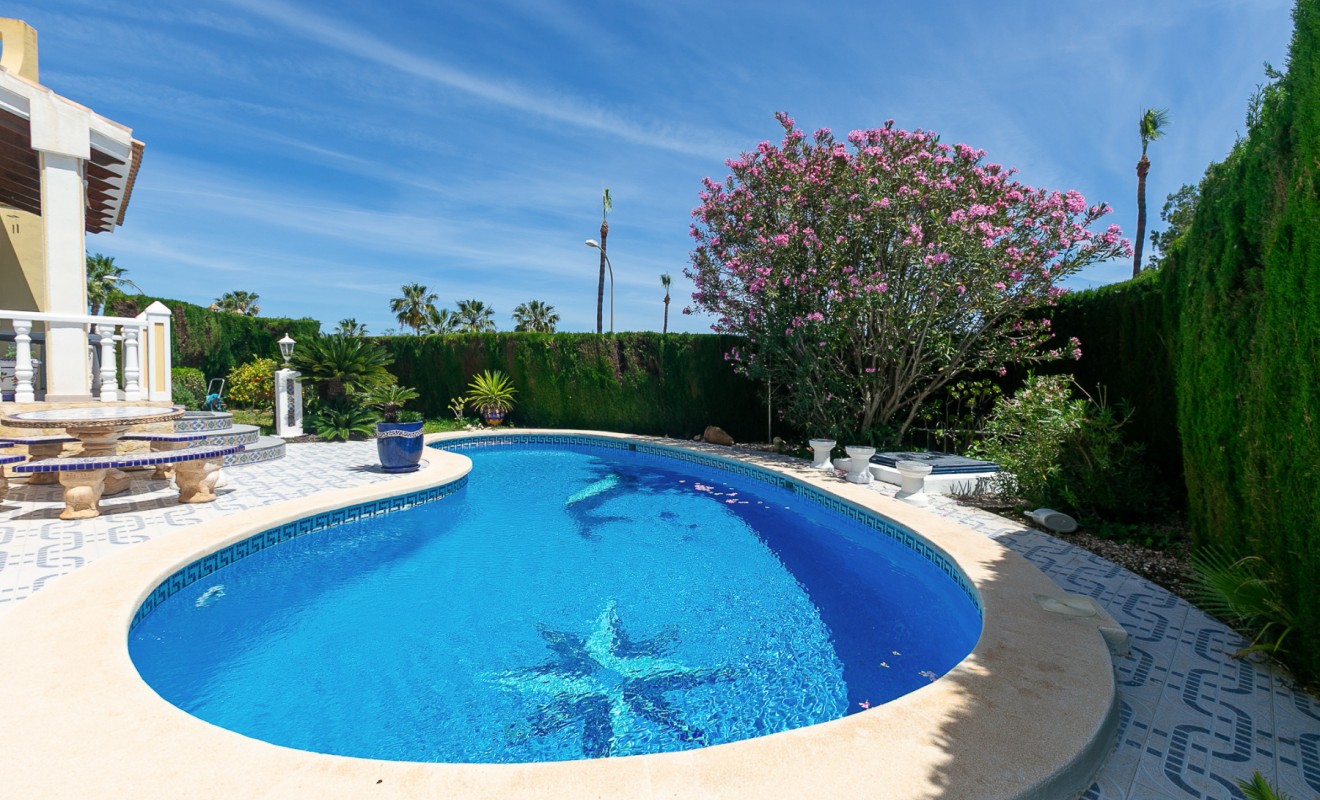 Wederverkoop - Villa - Villamartin - Rioja