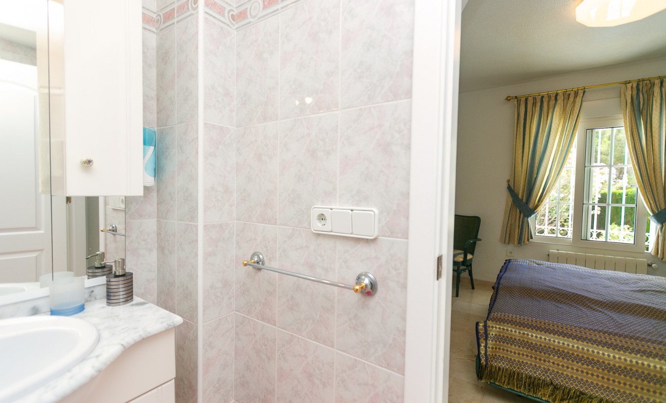 Wederverkoop - Villa - Villamartin - Rioja
