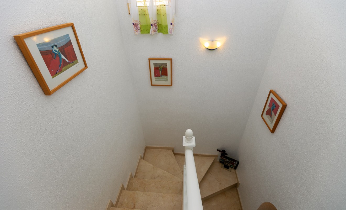 Wederverkoop - Villa - Villamartin - Rioja