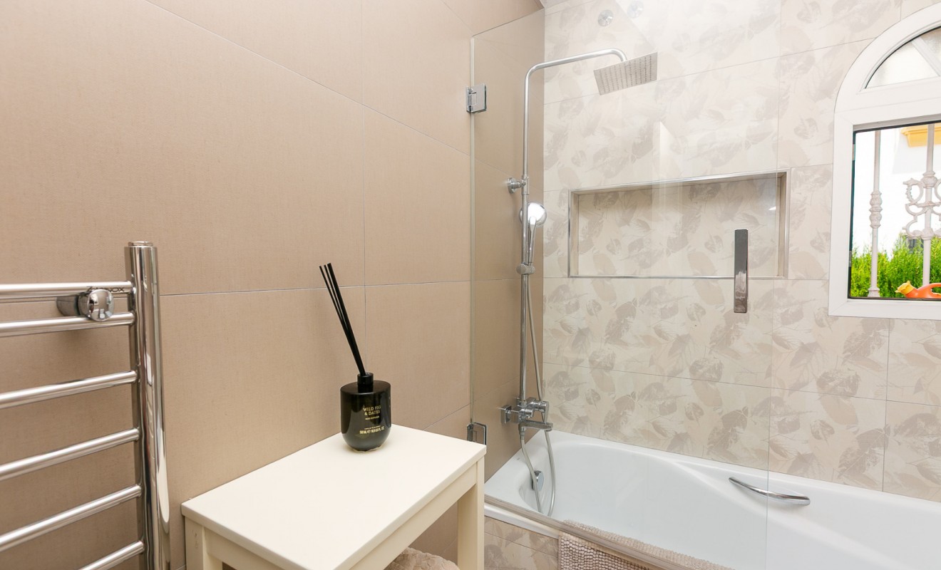 Revente - Semi Detached Villa - Los Dolses