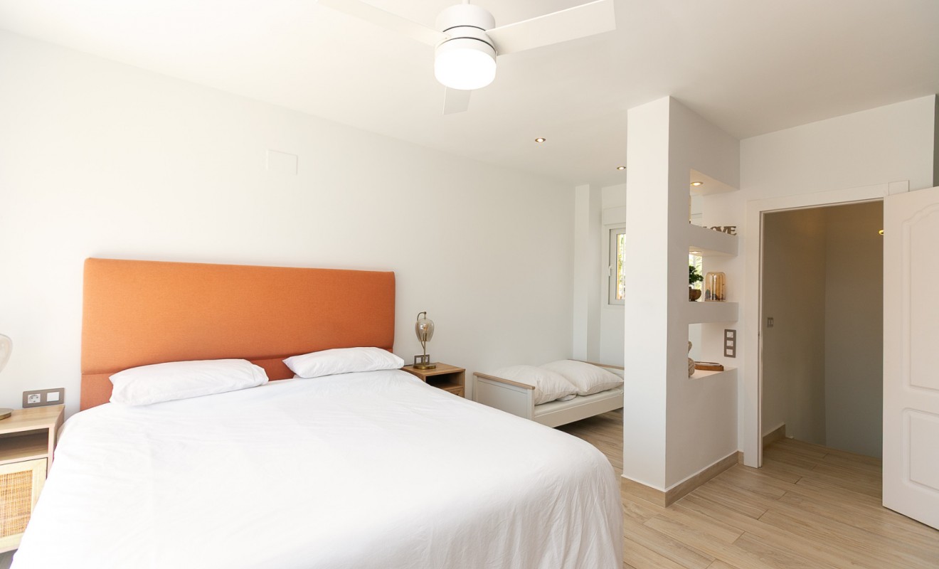 Revente - Semi Detached Villa - Los Dolses