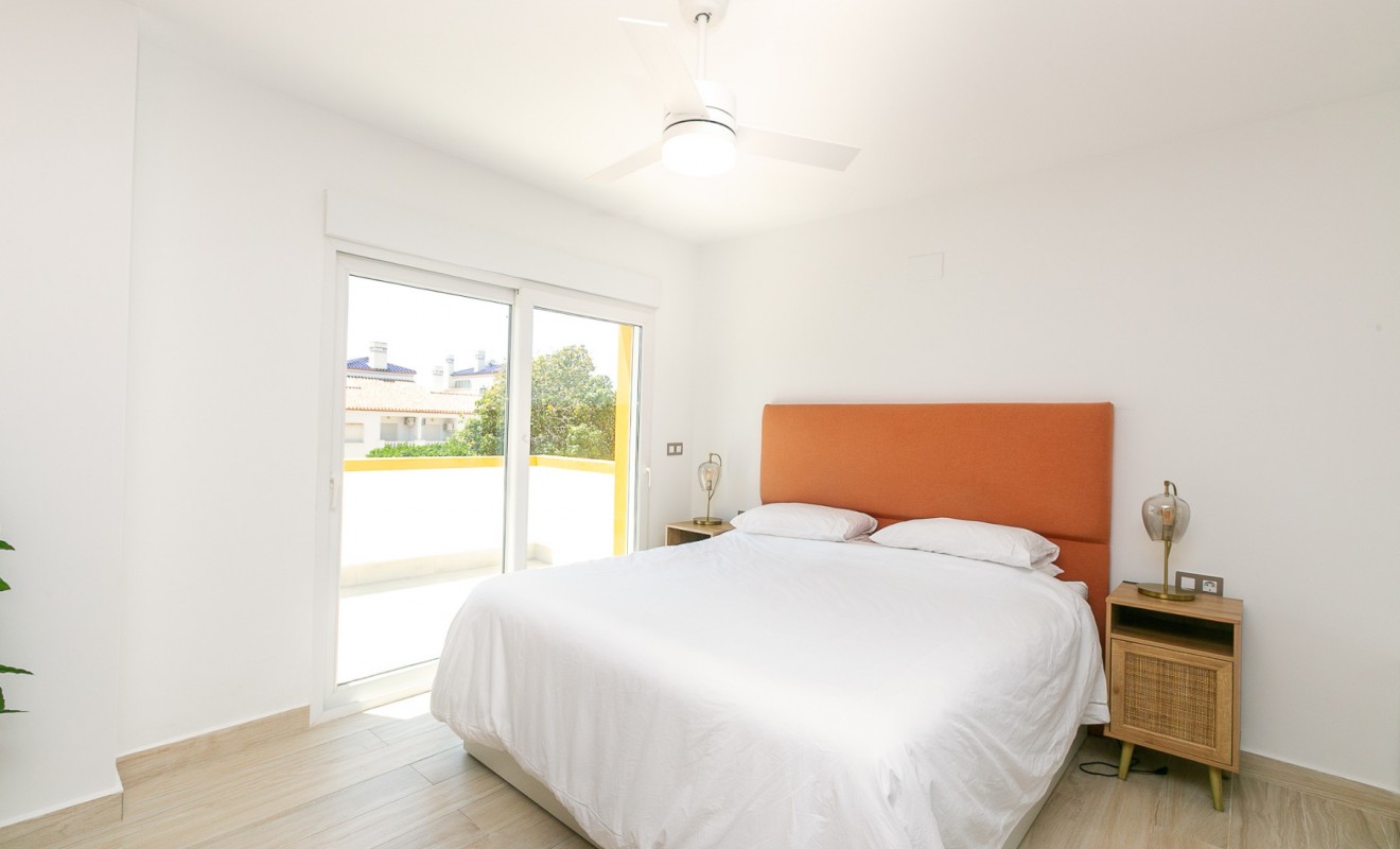 Revente - Semi Detached Villa - Los Dolses