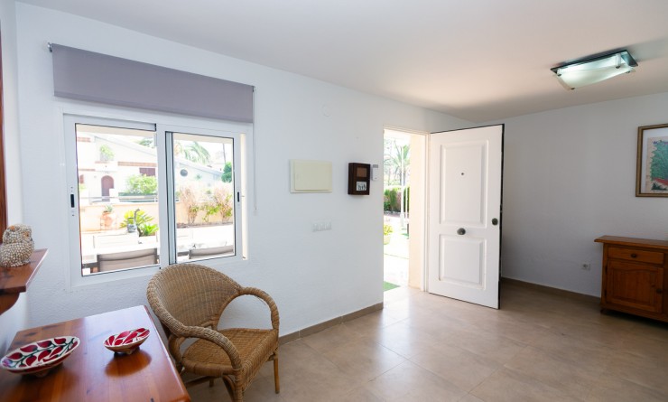 Sale - Villa - La Zenia