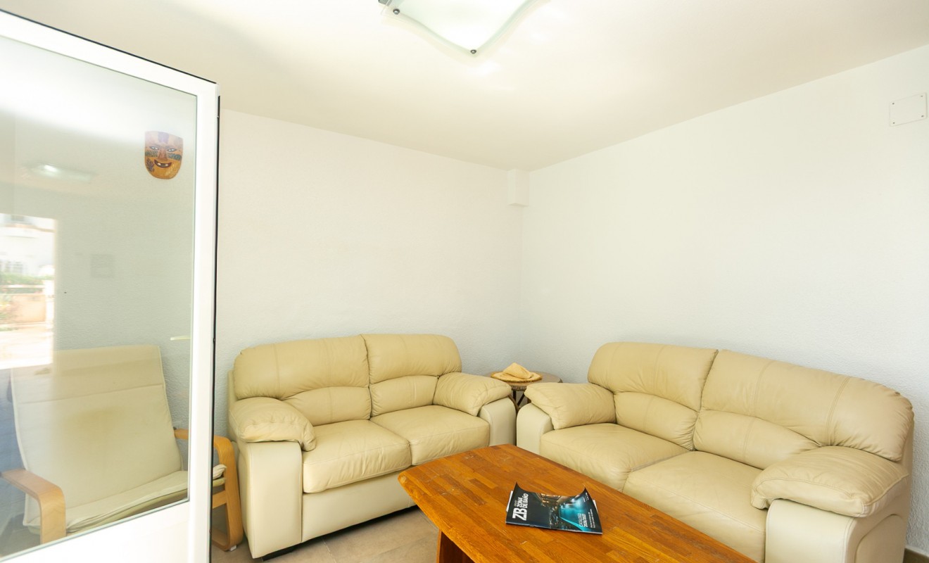 Sale - Villa - La Zenia