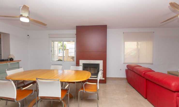 Sale - Villa - La Zenia