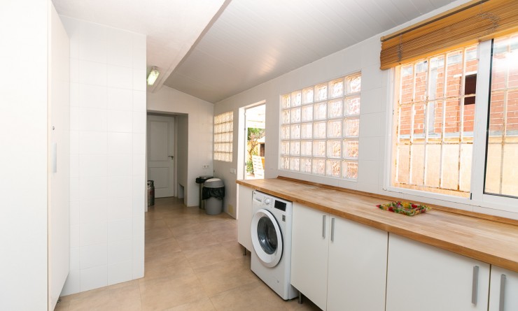 Sale - Villa - La Zenia