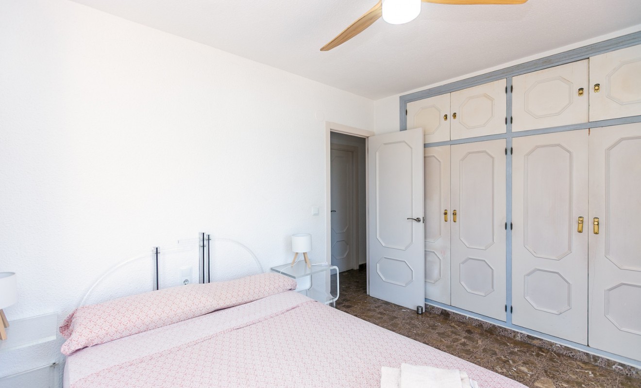 Sale - Villa - La Zenia