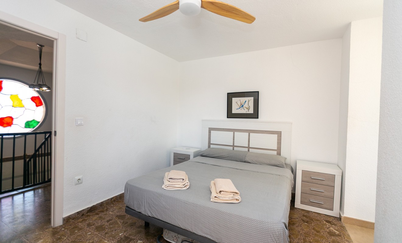 Sale - Villa - La Zenia