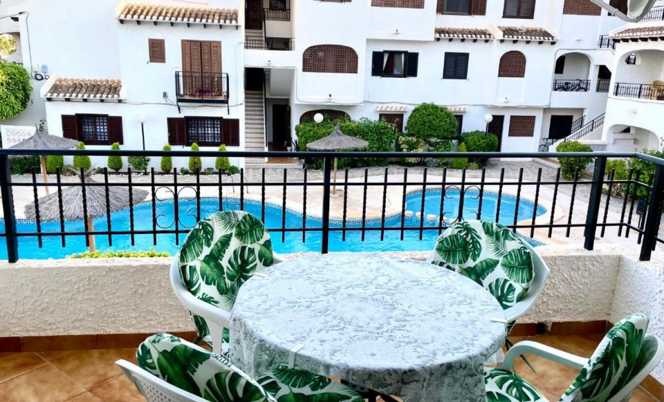 Wederverkoop - Apartment / flat - Orihuela Costa - Cabo Roig