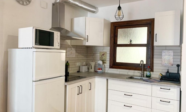 Wederverkoop - Apartment / flat - Orihuela Costa - Cabo Roig