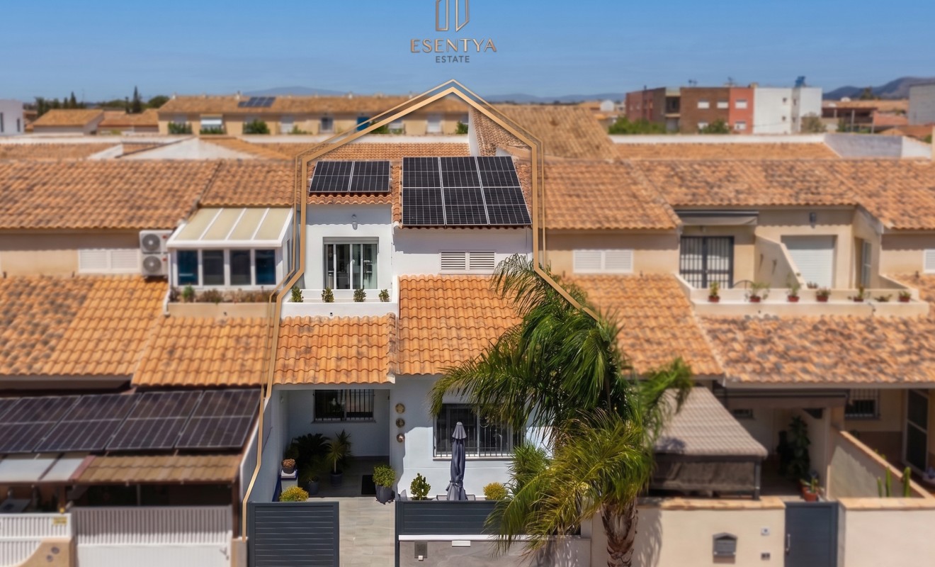 Sale - Casa de Pueblo - Los Alcázares - Centro