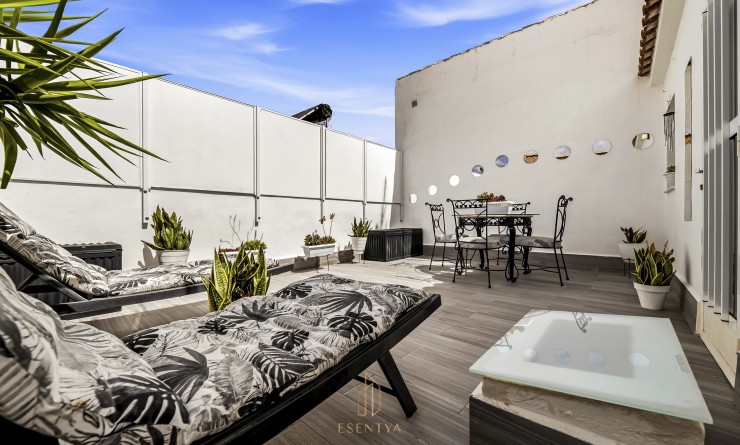 Sale - Casa de Pueblo - Los Alcázares - Centro