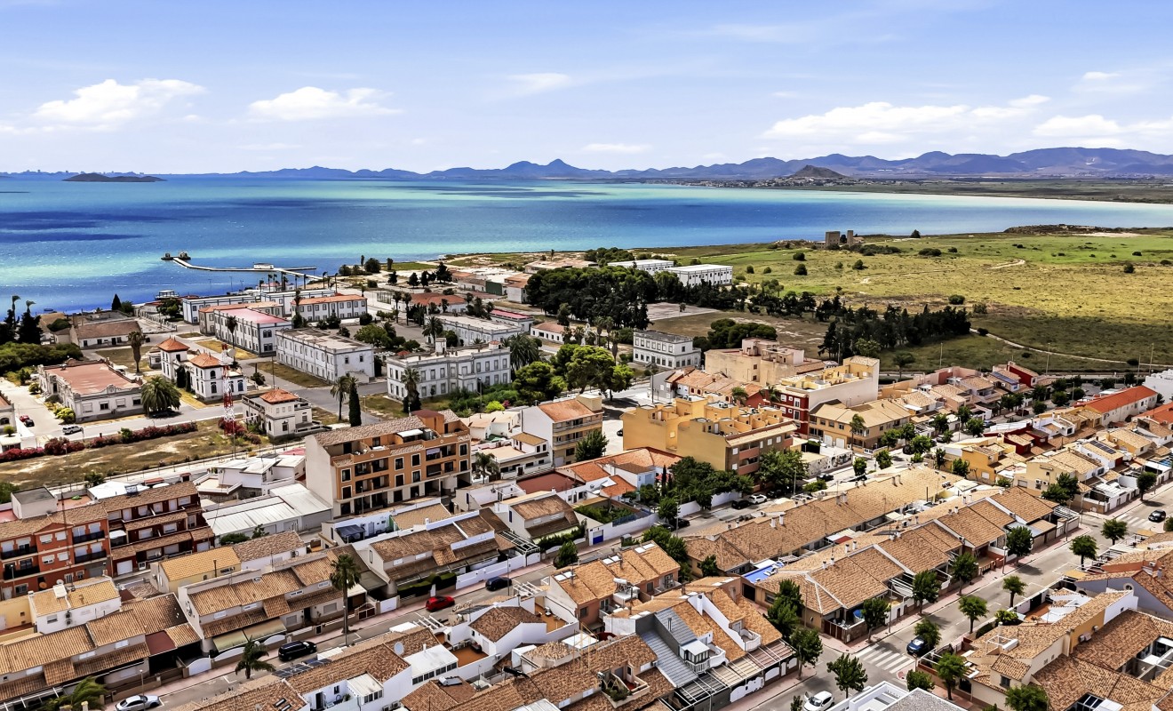 Sale - Casa de Pueblo - Los Alcázares - Centro