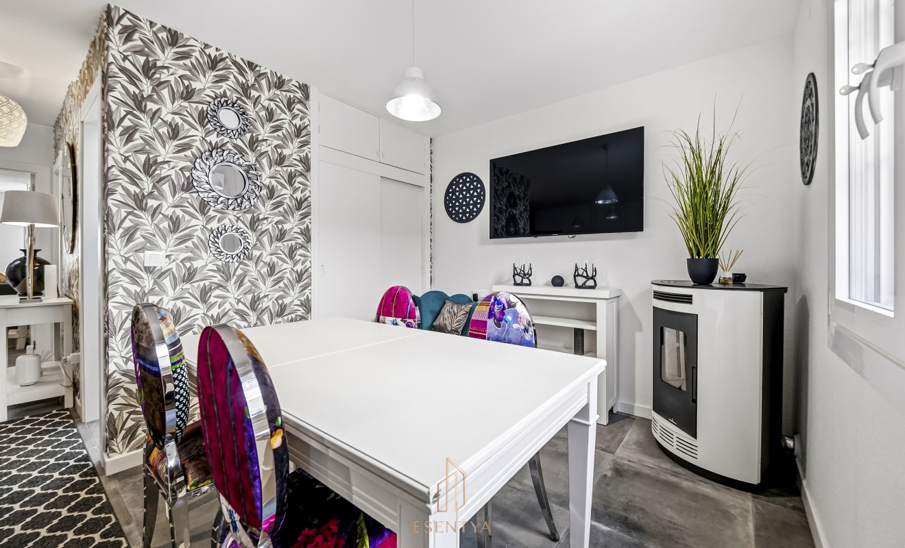 Sale - Casa de Pueblo - Los Alcázares - Centro