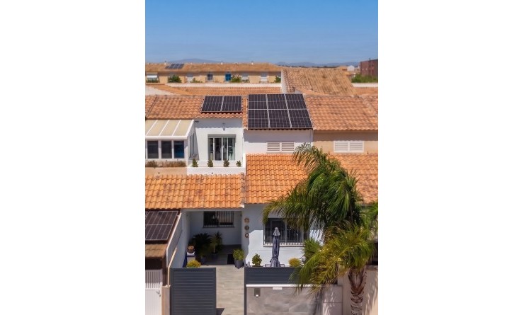 Sale - Casa de Pueblo - Los Alcázares - Centro