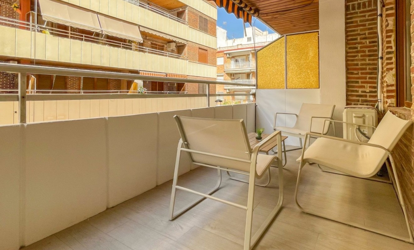 Sale - Apartment - Torrevieja - El Acequión - Los Náufragos