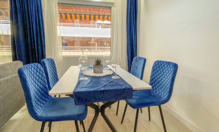 Sale - Apartment - Torrevieja - El Acequión - Los Náufragos