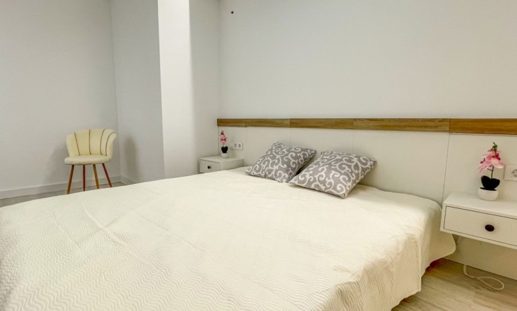 Sale - Apartment - Torrevieja - El Acequión - Los Náufragos