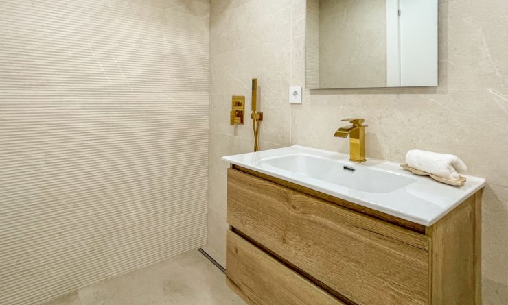 Sale - Apartment - Torrevieja - El Acequión - Los Náufragos