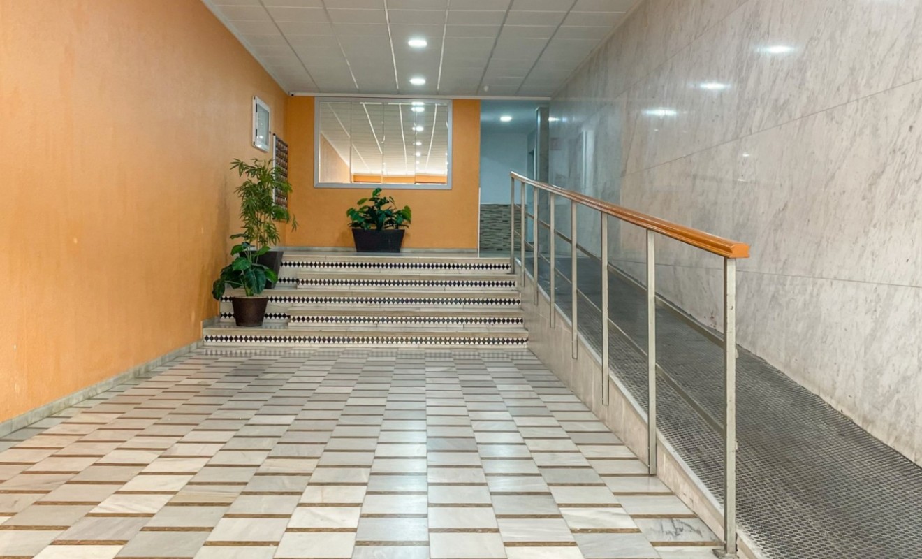 Sale - Apartment - Torrevieja - El Acequión - Los Náufragos