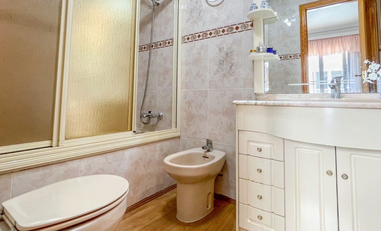 Wederverkoop - Appartement - Torrevieja - El Acequión - Los Náufragos