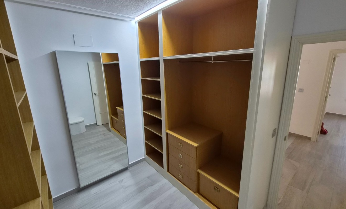 Wederverkoop - Apartment / flat - Torrevieja - torrevieja