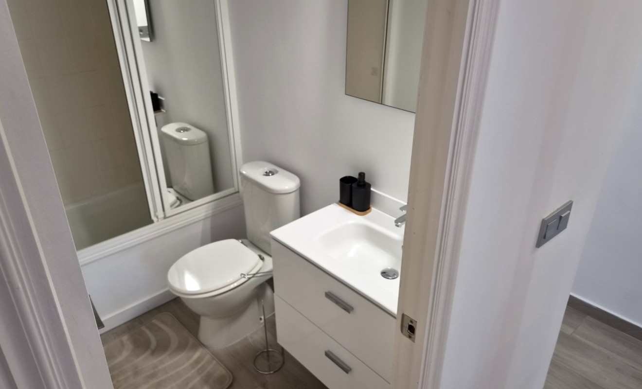 Wederverkoop - Apartment / flat - Torrevieja - torrevieja