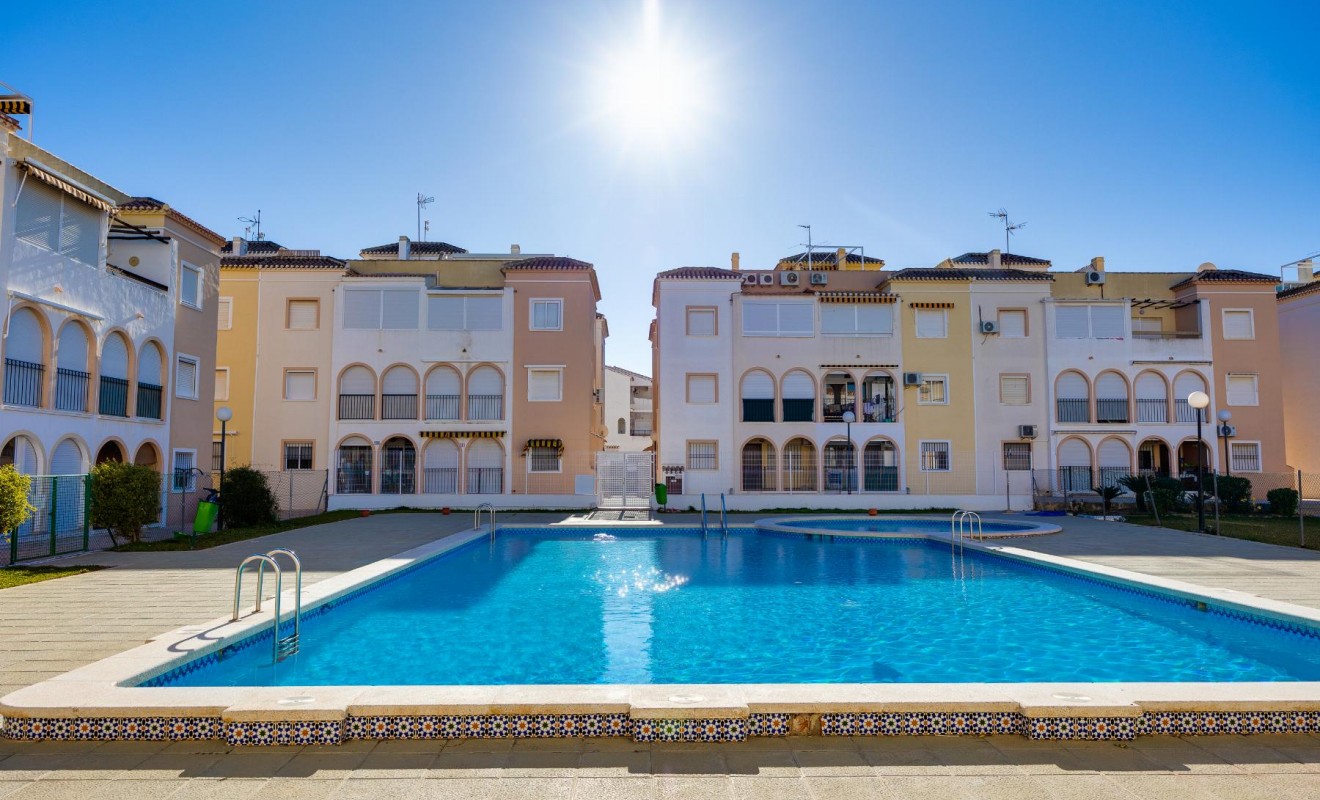 Wederverkoop - Bungalow - Torrevieja - Playa de los Naufragos