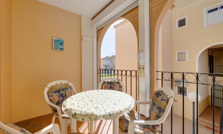 Wederverkoop - Bungalow - Torrevieja - Playa de los Naufragos