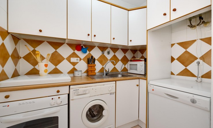 Wederverkoop - Bungalow - Torrevieja - Playa de los Naufragos